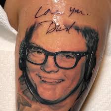 Messenger tattoo studio