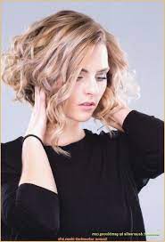 Unique Frisuren Dauerwelle Kurzhaar Dirndl Frisuren Kurze Haare Bob Frisur Kurzhaarfrisuren