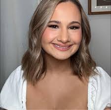 Gilda Gunn's Instagram, Twitter & Facebook