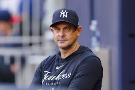Aaron Boone Returns To Lead The Yankees In 2024
