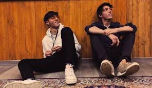 Io sono luca, non passano gli aerei, top tracks: Wtnvfdys8pykfm
