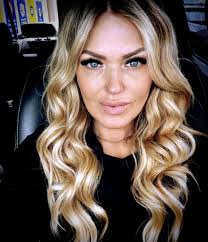 The App is up to date until Christmas! (Yeah I know it's a bad word right  now haha) BUT it's ready for holiday bookings 🩵🩵