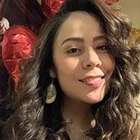 Laurel Leonard's Instagram, Twitter & Facebook