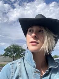 How do y'all like my Arthur Morgan gambler hat replica? 🥰 :  r/reddeadredemption