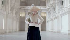 Baixe grátis dior toques para o seu celular. Dior Disponibiliza Documentario Sobre Exposicao De 70 Anos