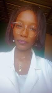 O meu testemunho e idêntico a mulher de fluxo de sangue, gastei tudo o que  eu tinha. E quando eu pensei que era o fim, Deus mostrou que ele é o Recurso