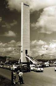 El Obelisco Barquisimeto 1952 Willis Tower Places To Travel Travel