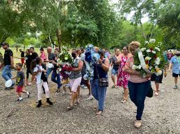Discover his family history including photos, birth, death, and marriage records for free. Norma Seni Pimentel On Twitter A Tearful Farewell Of Rodrigo Families At The Refugee Camp In Matamoros Accompanied The Family Of Rodrigo The Young Man That Drowned In A Procession Prayer
