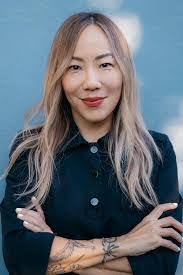 Kim Sue's Instagram, Twitter & Facebook