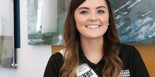 Alyssa Halcomb's Instagram, Twitter & Facebook