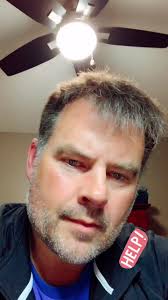 #voiceeffects #howtobasic #stichvideotogether #withoutmusic when I stitch  videos together it automatically adds 🎶