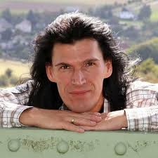 Oliver Stein (@oliverstein) • Threads, Say more