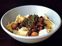 Sep 26, 2008 · well, i aim to get us swiftly up to speed. Mushroom Bourguignon Smitten Kitchen