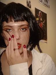 Simple Mia Wallace