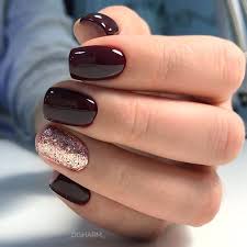 While this black and white version is graphic and. Fall Nails Colors Of 2020 Mauve Nails Squoval Nails Accent Nail Designs