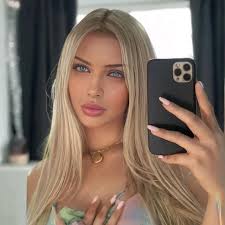 Winona Isabelle York (@winona.isabelle.yo)