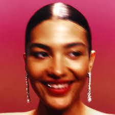 Celia Hackett's Instagram, Twitter & Facebook