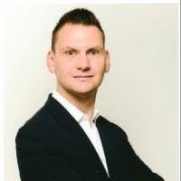 Tom Wortmann's Instagram, Twitter & Facebook