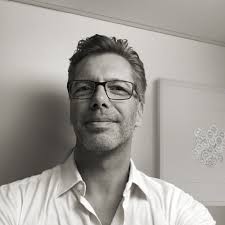 Vernissage Christopher Knaus „Gruppe und Individuum“