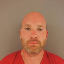 Knoxville man charged in Clinton armed robbery