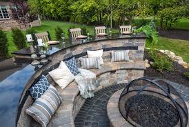 Round flower bed shape design. A Guide To Creating Curved Sitting Walls In Harrisburg Pa Watson Supply