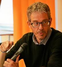 Pourquoi l'Office parlementaire qui enquête sur les effets secondaires des  vaccins Covid ne rend-il pas publics tous ses débats ?