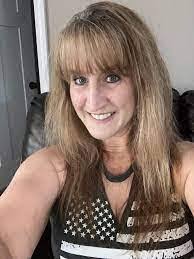 Traci Clay's Instagram, Twitter & Facebook