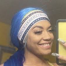 Alexis Raines's Instagram, Twitter & Facebook