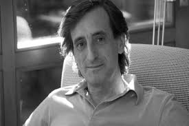 The error behind everything we see: an afternoon of poetry with Julio  Martínez Mesanza