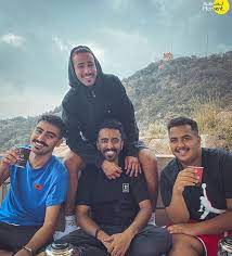 مصعب مشعل حذيفة و مشاري photo couple photos aesthetic iphone wallpaper