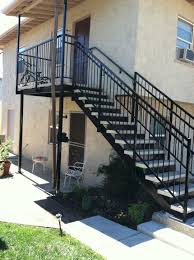 25 Marvelous Outdoor Stairway Ideas For Creative Home Design Regarding Outside Stairs Design En 2020 Escaleras Exteriores Planos De Casas Escaleras