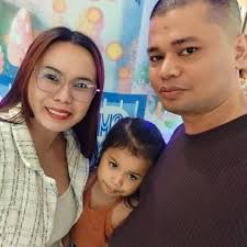 Paulino Gullas Former Member of the National Assembly of Philippines  Paulino Arandia Gullas was a Filipino Visayan lawyer, newspaper publisher,  and legislator from Cebu, Philippines. Place of birth: Cebu Previous  office: Member