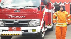 We did not find results for: Kisah Srikandi Pemadam Kebakaran Bekerja Sebagai Panggilan Jiwa Tribun Jabar