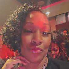 Papi calls…. Papi: Nina I want waffles, chicken nuggets, fries, sweet tea,  steak, and broccoli. Me: Do you want Waffle House? You can't have  everything. Papi: Yes, Waffle House. Me: Tell mommy