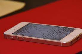 Dopodiché bisogna farlo asciugare all'aria per 24. Iphone Non Si Accende Dopo Caduta Cosa Fare Se Si E Bagnato
