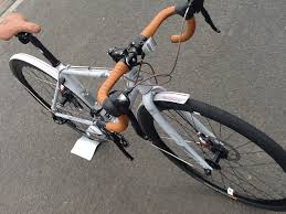 Brown Tape Brown Saddle And Brown Cable Outers Give The Bike A Purposeful Commuter Look Bike Brown Tape Winter Training