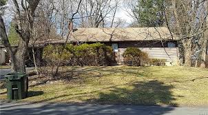 4 Fred Eller Dr, Monsey, NY 10952