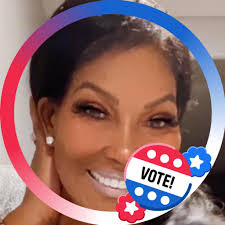 It ain't easy being green. 😜🕶 🐸#kronmoore #vacay #happy #love #sunnyday