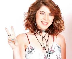 Laura giurcanu was the vlogger of the show. Val De NemulÈ›umiri In Mediul Online DupÄƒ Decizia Lui Tudor ChirilÄƒ De A Nu O Alege Pe Suceveanca Alexandra Cuza In Duelul De La Vocea Romaniei Suceavalive