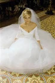Love The Style Of Her Dress And Of Course Buffy Herself Wedding Movies Buffy The Vampire Slayer Wedding Dresses