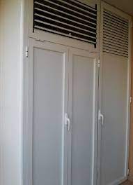 Gli arredi in alluminio si rivelano come validi elementi contenitivi posizionabili negli spazi all'aperto, per assolvere diverse funzionalità, a seconda delle specifiche esigenze di storage o di continuativo utilizzo per le operazioni quotidiane. Armadi E Mobiletti In Alluminio Per Esterni Copri Caldaia Su Misura