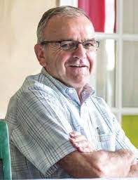 Kimberly Ruggles's Instagram, Twitter & Facebook