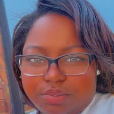 Tennille Smith (@TSharise)