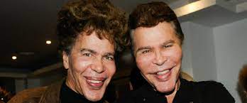 Igor Et Grichka Bogdanoff Ont Ils Fait De La Chirurgie Esthetique Leur Reponse Laisse Perplexe Gala