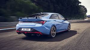 The elantra was initially marketed as the lantra in australia and some european markets. Hyundai Elantra N 2022 Debutiert Als Kantige Sportlimousine