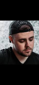 The great Tommy Reilly is playing tonight in  Shevlins🎄🎄🎄🎁🎁🎁🎊🎊🎶🎶🍺🍺