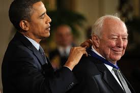First lady michelle lavaughn robinson obama is a lawyer, writer, and the wife of the 44th and current president, barack obama. Artist Jasper Johns Receives Presidental Medal Of Freedom Wsj