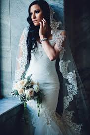 This will help the stylist to understand how you see yourself on this. 36 Beautiful Hairstyles To Rock With Veils Weddingomania