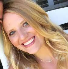 Ariel Halstead's Instagram, Twitter & Facebook