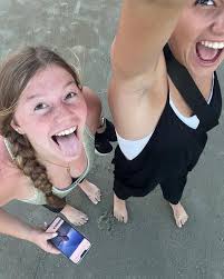 charleston with victoria >>>> #beach #charleston #southcarolina #ghosttour  #follybeach #sullivansisland #downtown #dungeon